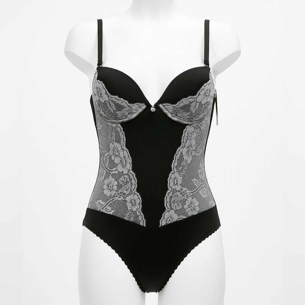 Sophie B. Bodysuit with Padded Bra - S